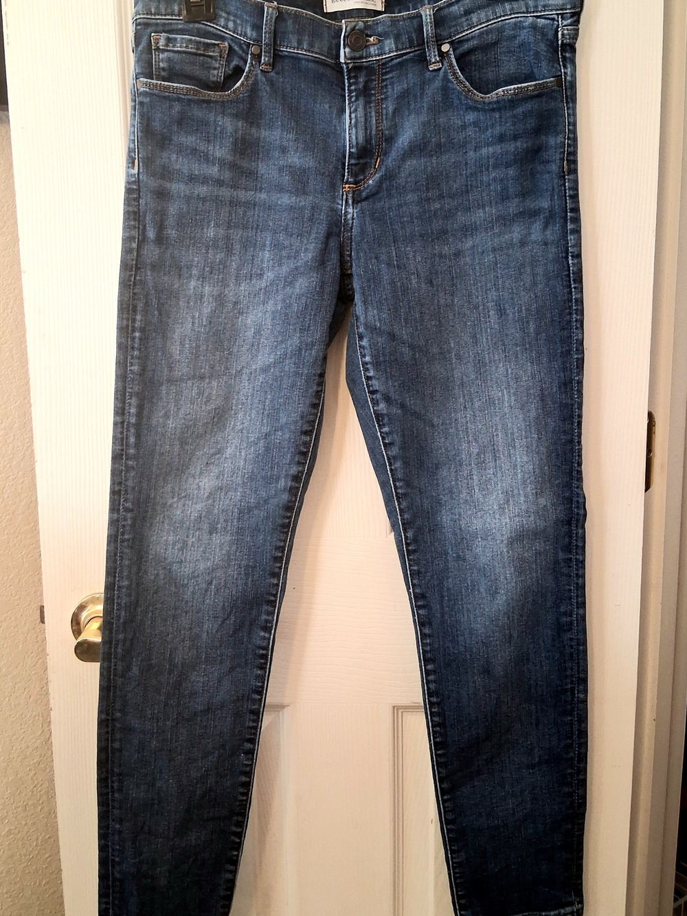 Banana Republic Skinny Jeans in Medium Blue Wash